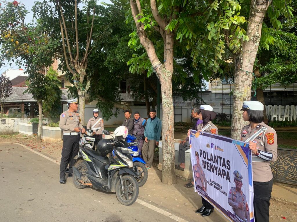Polantas Menyapa, Warga Senang Operasi Zebra Musi 2025 Hadir Lebih Humanis di Kota Pagaralam