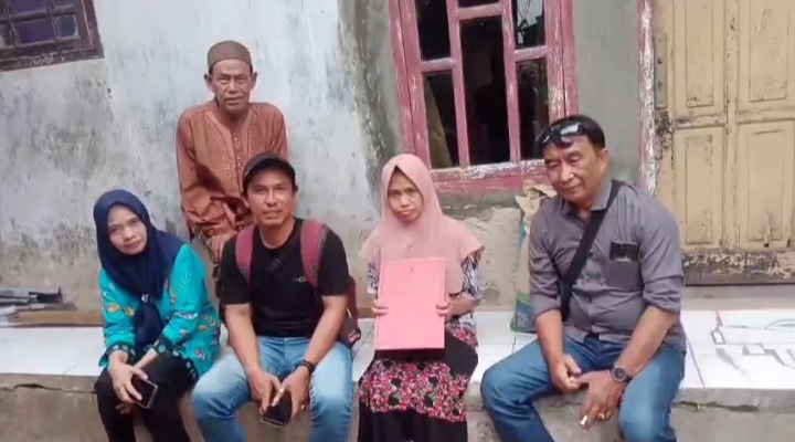 IWO–I Kabupaten Pandeglang Berikan Santunan kepada Korban Bencana Alam di Kelurahan Pagadungan
