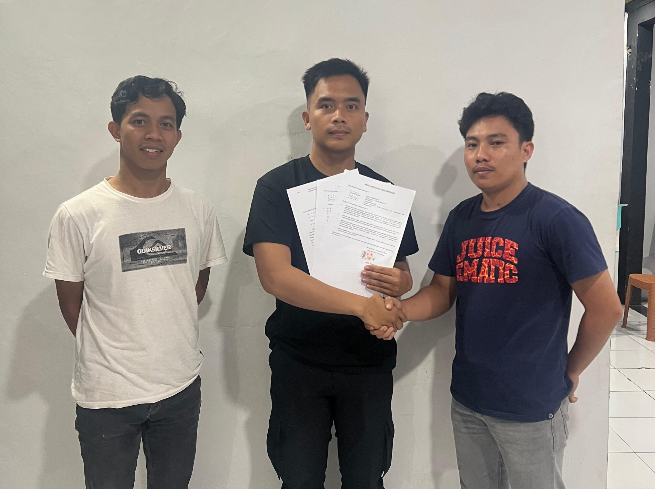 PTPN I Regional 1 Salurkan Bantuan Sembako untuk Korban Banjir di Deli Serdang dan Langkat