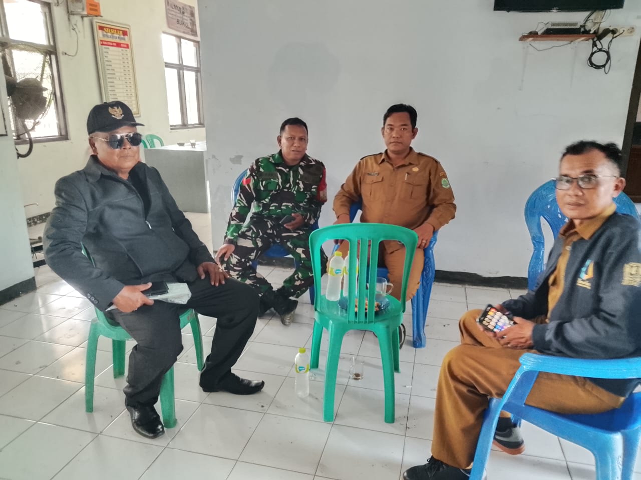 Penyaluran Bansos Beras Dan Minyak Goreng Di Kecamatan Blanakan Serentak Di 9 Desa