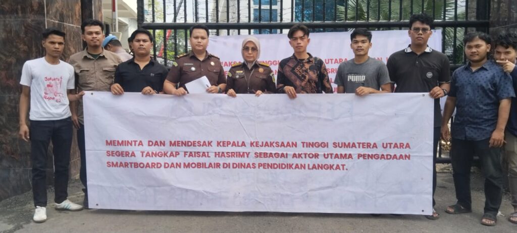 PERMAK: Desak Kejati Sumut Tangkap F. H & M. H dan A. H. L dalam Skandal Korupsi Smart Board