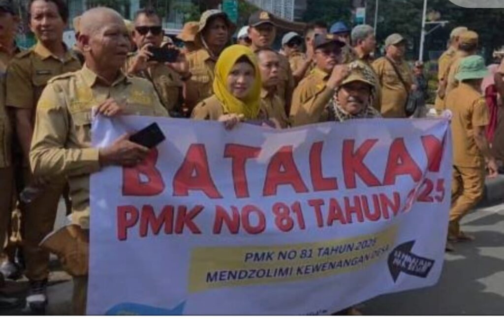 Prof Dr Sutan Nasomal SH MH Kasus Kades Demo Ke Istana Bukti Para Menteri Harus Dievaluasi Atau Pecat Saja