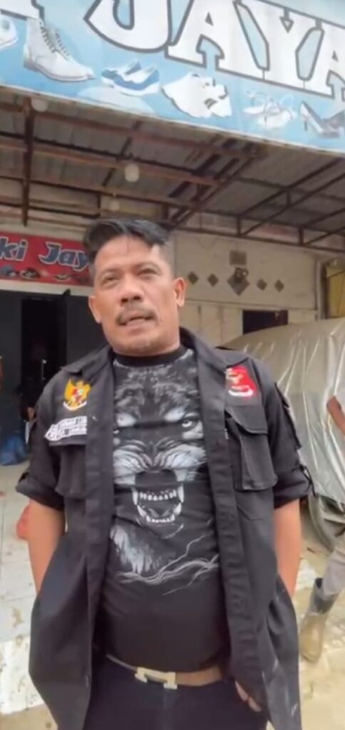 Adi Warman Lubis Turun Langsung Pimpin Aksi Kemanusiaan, DPP TKN Kompas Nusantara Antar Ratusan Paket Bantuan ke Kuala Simpang