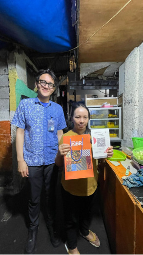 BRI Hayam Wuruk Dukung UMKM Go Digital Lewat Akuisisi QRIS dan Layanan Rekening Bisnis