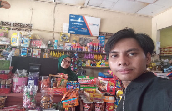 BRI Kanca Tangerang Merdeka Lakukan Kunjungan Rutin ke Agen BRILink “Toko Ubed”