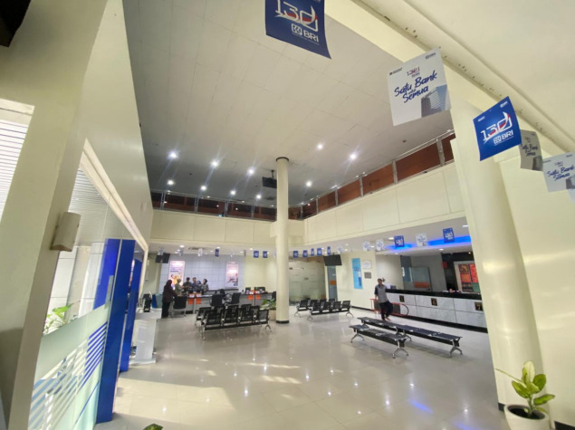 Poster HUT BRI KC Cilegon Perkuat Identitas dan Inovasi Layanan