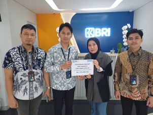 BRI KC Bandara Soetta Serahkan Manfaat Asuransi Jiwa BRILife