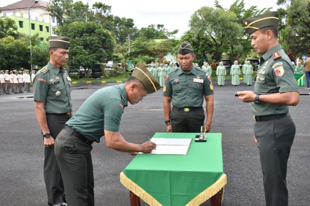 Dandim 0818/Malang-Batu Pimpin Sertijab Kasdim: Mayor Czi Sultoni Resmi Gantikan Mayor Czi Supaat