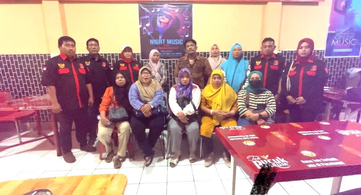 Hak Dirampas, Negara Membisu. Sudah Jatuh Tertimpa Tangga, Disiram Cat, Nasib 14 Eks Karyawan Rumah Potong Hewan Kota