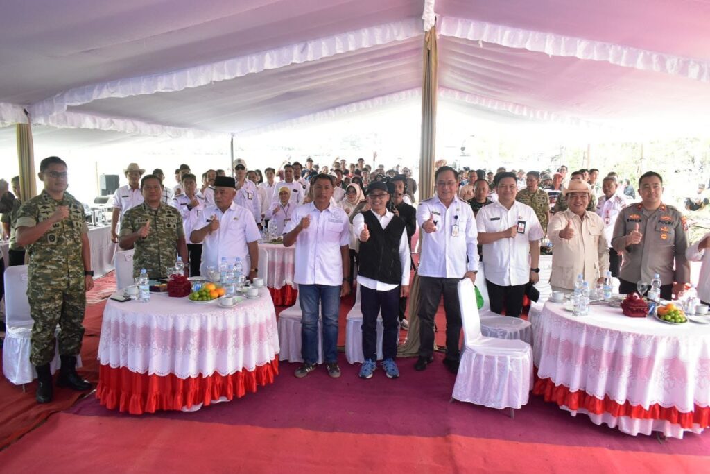 Dandim 0818/Malang-Batu Hadiri Panen Perdana Padi Unggul HKTI Kabupaten Malang