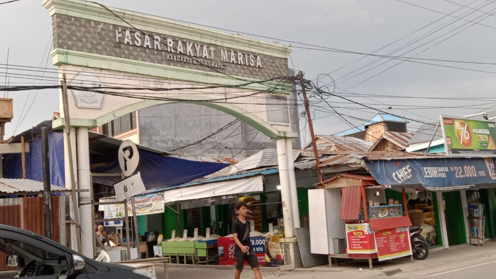 Pasar Rakyat Marisa Sepi Usai Penertiban Tambang, Pedagang Keluhkan Omzet Anjlok