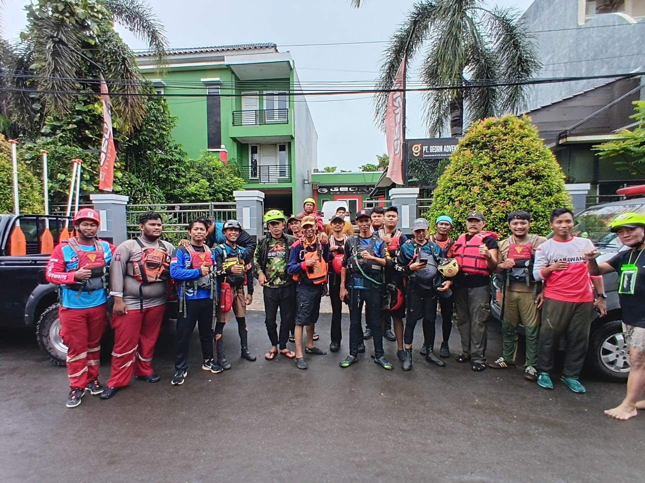 Hujan Deras Sejak Malam, Sejumlah Titik di Perum Karaba Indah Terendam Banjir