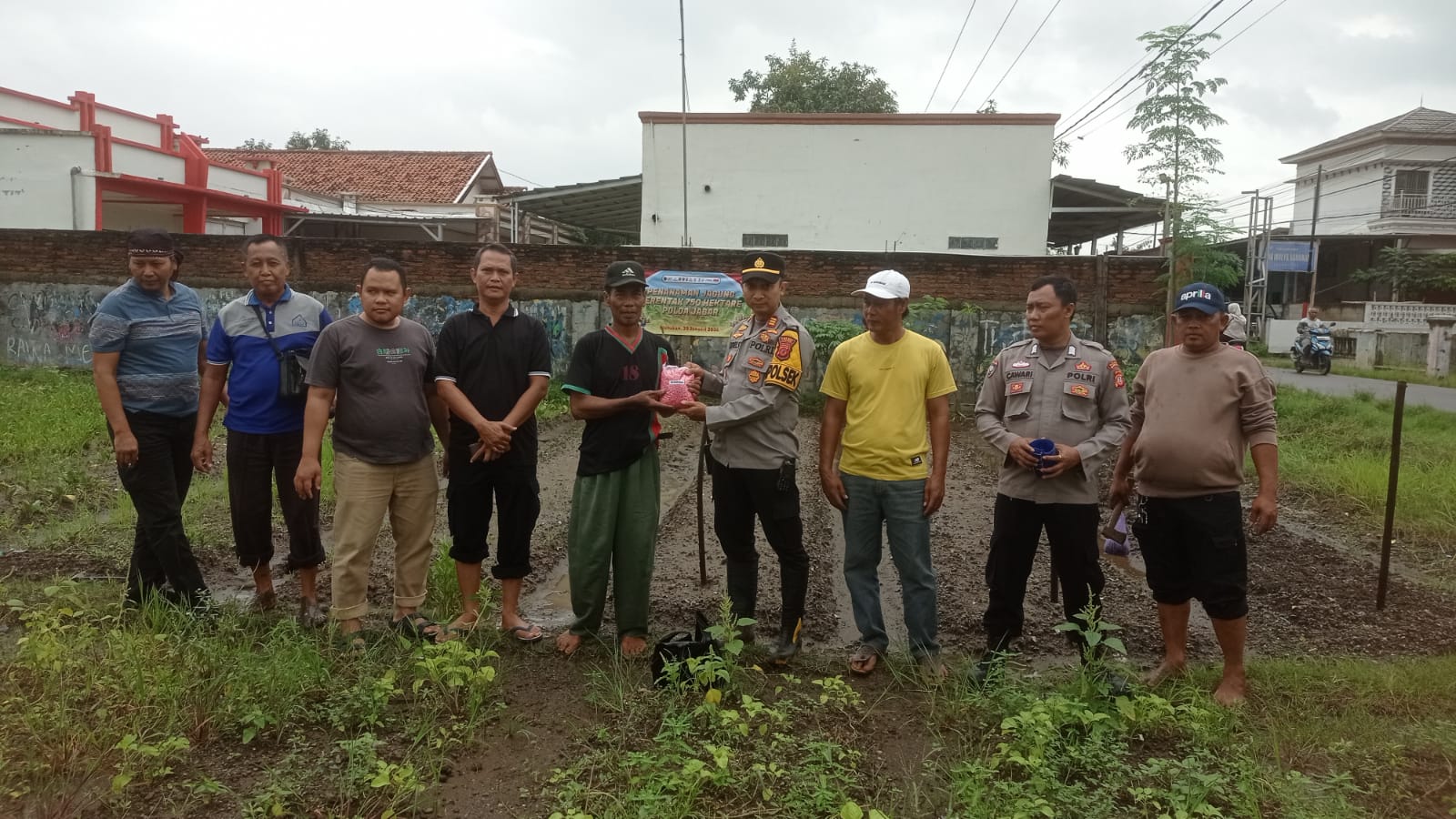 Kapolsek Blanakan Pimpin Penanaman Jagung Serentak 750 Hektare Sepolda Jabar Tingkat Kecamatan Blanakan
