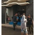 RSUD Jatisari Turun Langsung Salurkan Bantuan untuk Korban Banjir Sukamekar
