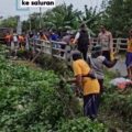 Camat Cilamaya Wetan Turun ke Pelosok Bantu Korban Banjir, Ketulusan Ade Setiawan Tuai Apresiasi Publik