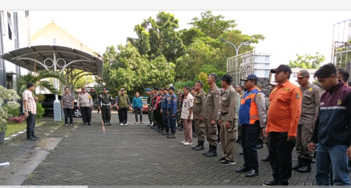 Warga Sutorejo Apresiasi Baik Gerak Cepat Satpol PP Kota Surabaya Bersama Tiga Pilar Kecamatan Mulyorejo