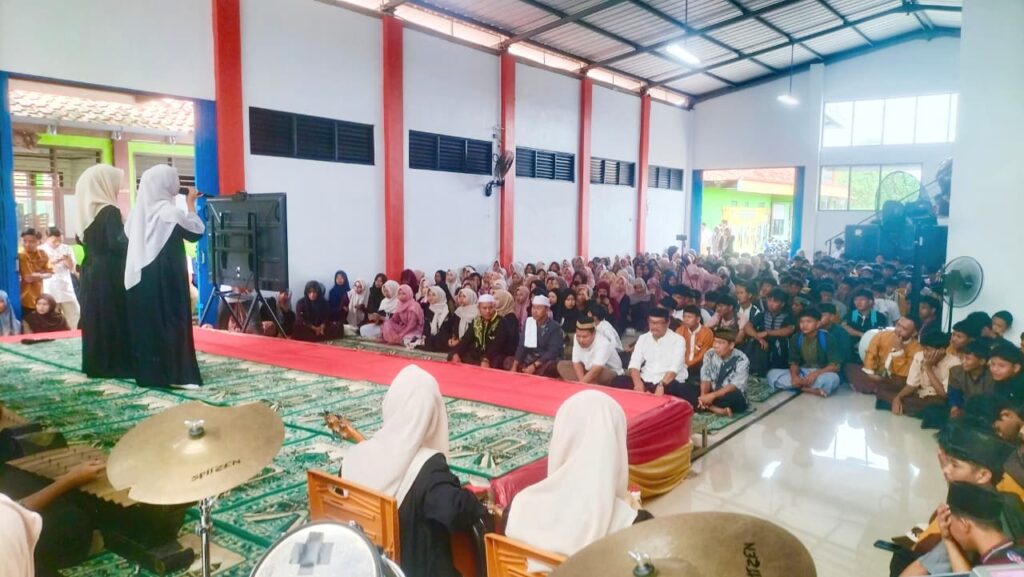 SMK PGRI 3 Karawang Gelar Peringatan Isra Mi’raj Nabi Muhammad SAW, Berlangsung Penuh Khidmat