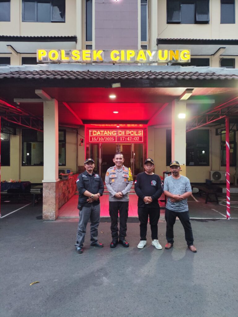 LASKAR SANGIDU PUTIH INDONESIA.Komitmen menjaga jakarta Timur bersama Kapolsek Cipayung Ciptakan kondusifitas