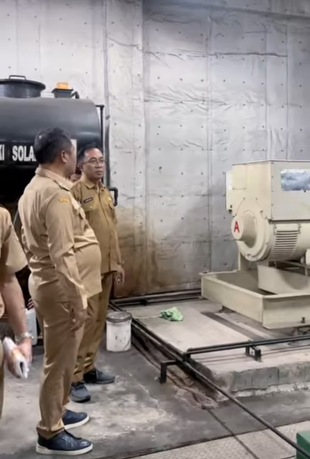 Wakil Bupati Karawang Tinjau RSUD Usai Apel Pagi, Pastikan Listrik Kembali Normal