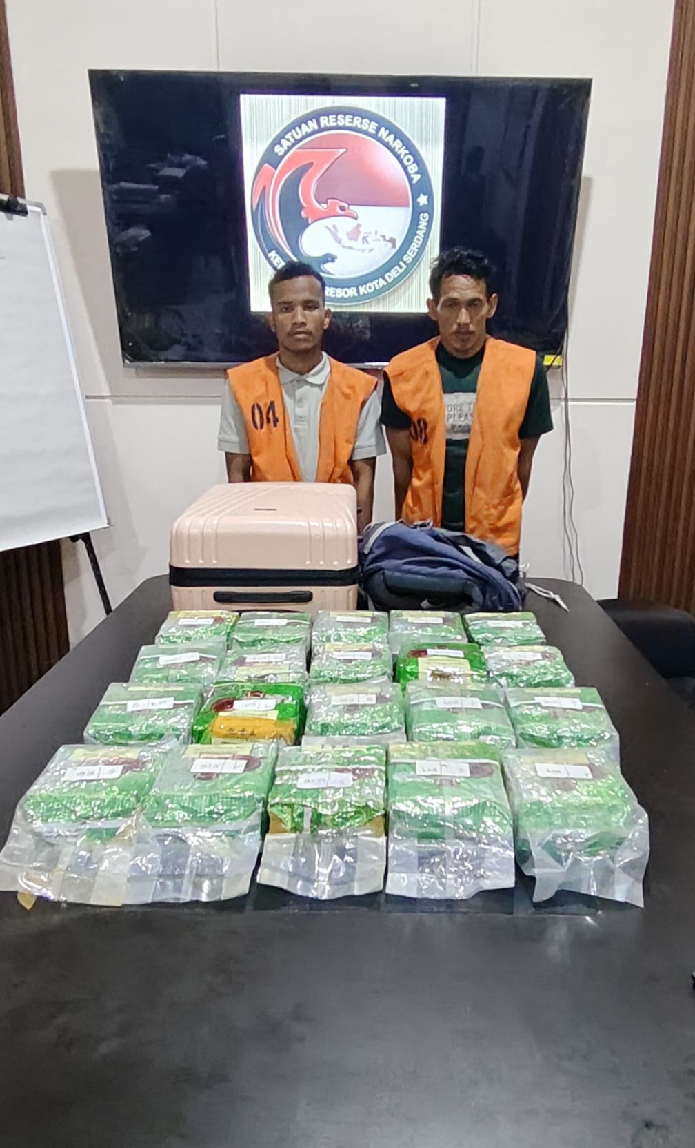 Polresta Deli Serdang Gagalkan Peredaran 21 Kilogram Sabu, dua Kurir Diamankan