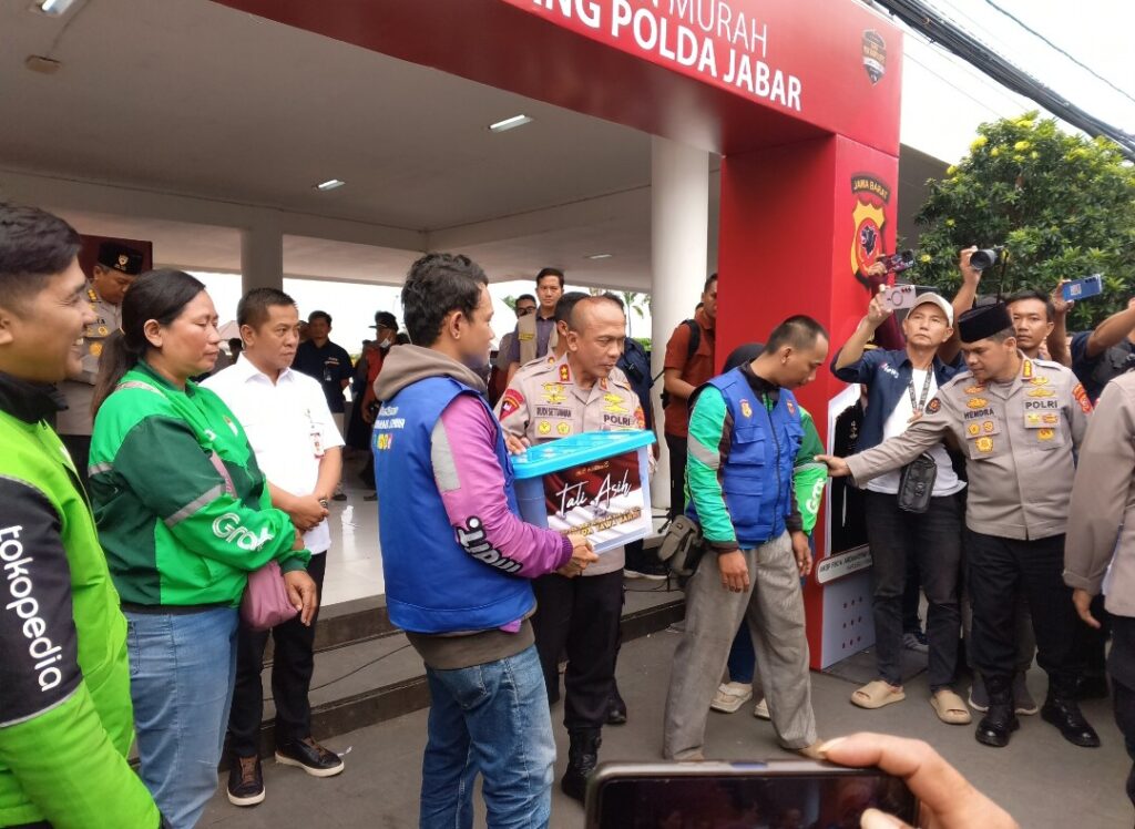 Polres Karawang Gelar Gerakan Pangan Murah, Warga Sambut Antusias Jelang Ramadan 1447 H