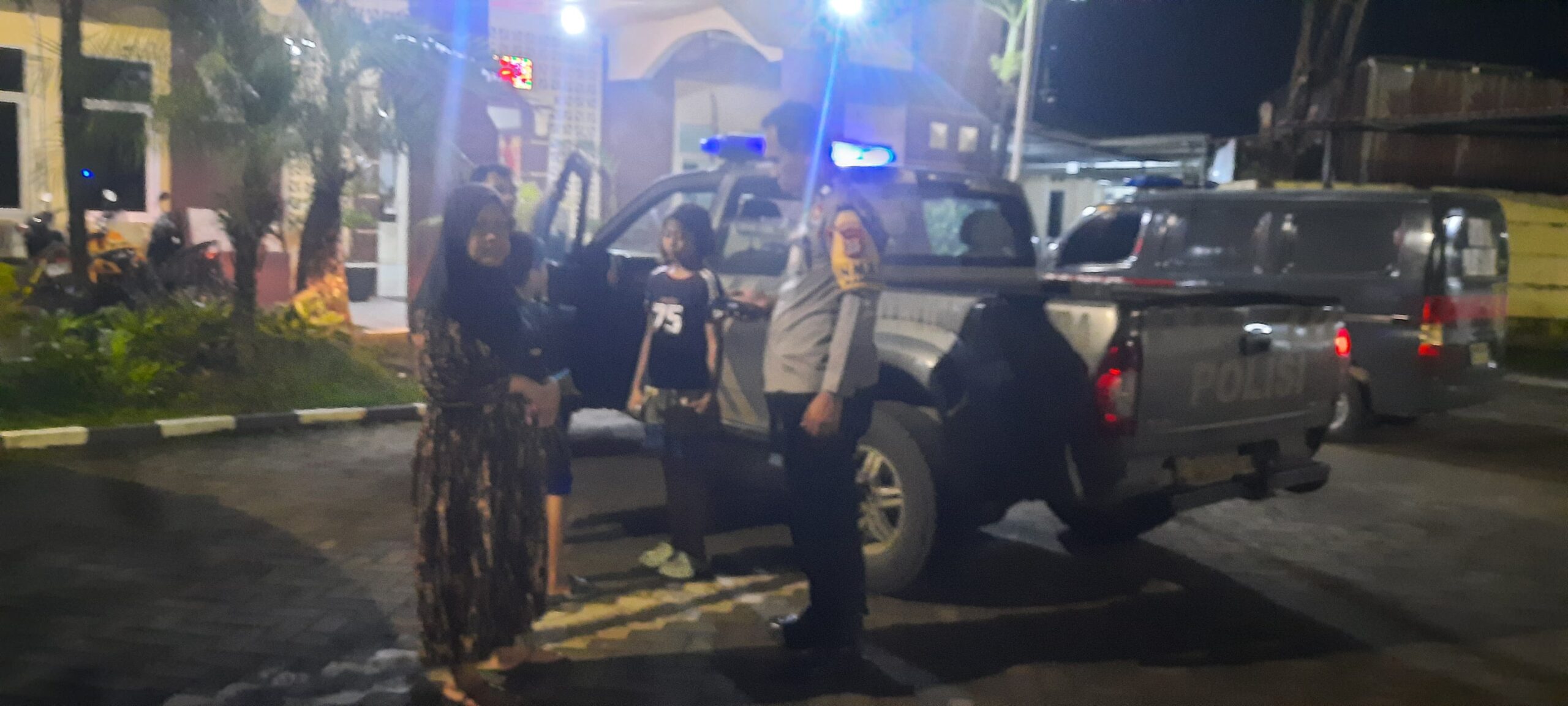 Polsek Tamalate Datangi TKP Pengancaman dengan Parang di Jl. Manuruki 2 lorong 1 Kel. Manuruki.