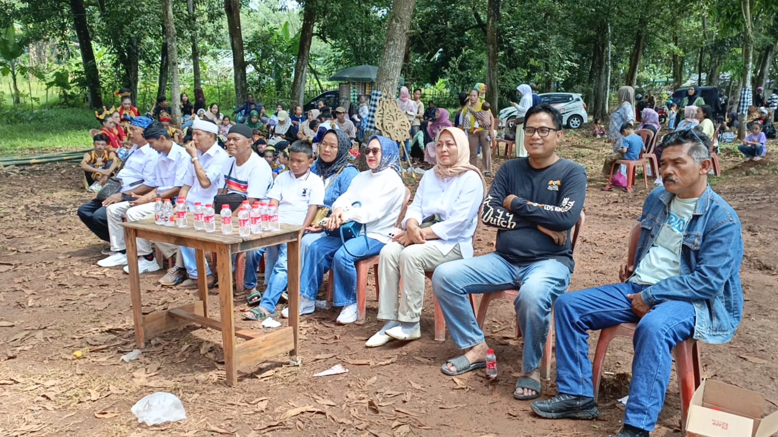 Harmoni Budaya di Cempaka: Panggung Cigangsa Sari Hidupkan Akhir Pekan Warga