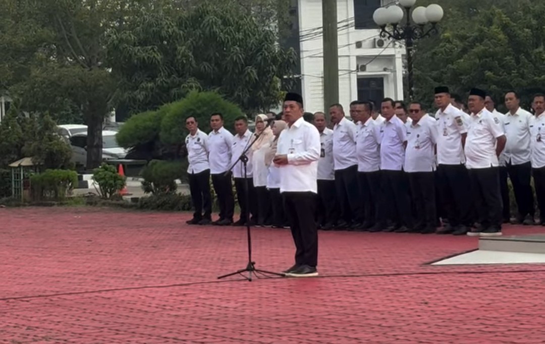 Bupati Karawang Pimpin Upacara dan Halal Bihalal Perdana Usai Lebaran