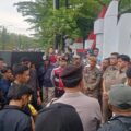 Ratusan Massa Geruduk Kantor Bupati Gowa, Usung Tema “Gowa Darurat” Desak Usut Skandal Pejabat
