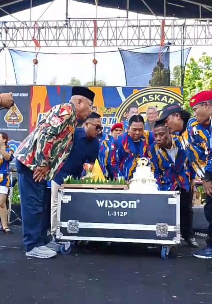 Ribuan Kupon Berhadiah Meriahkan HUT ke-19 Laskar NKRI di Karawang