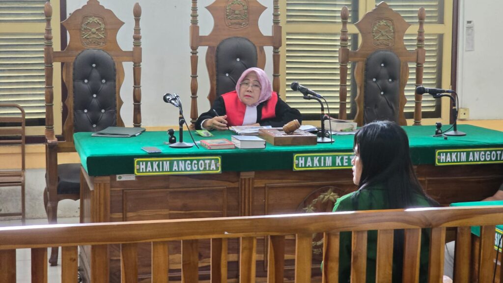 Agenda Prapid Pemeriksaan Saksi Pemohon Inkonsistensi Dan Berubah-ubah