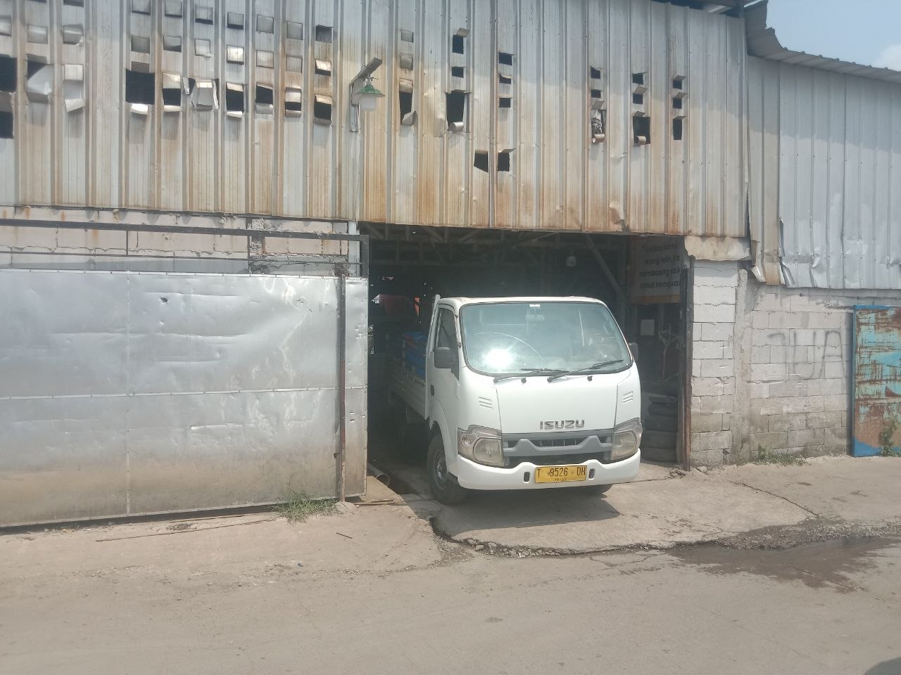 Diduga Abaikan Dampak Lingkungan, Tempat Pemotongan Ayam di Lahan PJT II Karawang Disorot Keras AKPERSI dan Warga