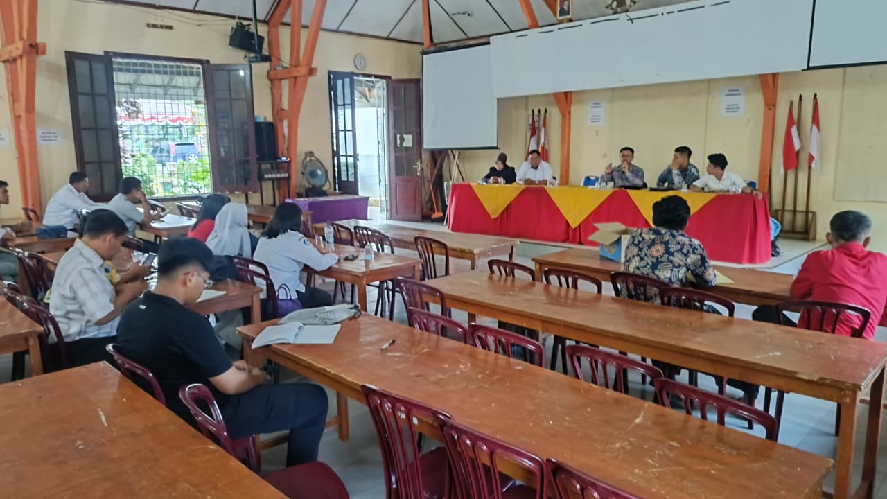Technical Meeting Lomba Cerdas Cermat KPKM RI Tahun V 2026 se-CABDISDIK Wilayah VI Digelar di SMA Negeri 4 Pematangsiantar