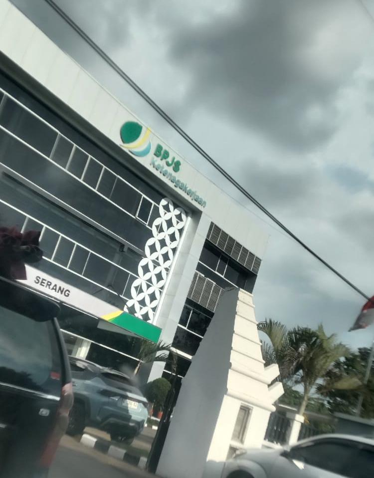 Dugaan Mal Administrasi Dilakukan Oleh BPJS Ketenagakerjaan Serang, Forwatu Banten Siapkan Laporan ke Ombudsman