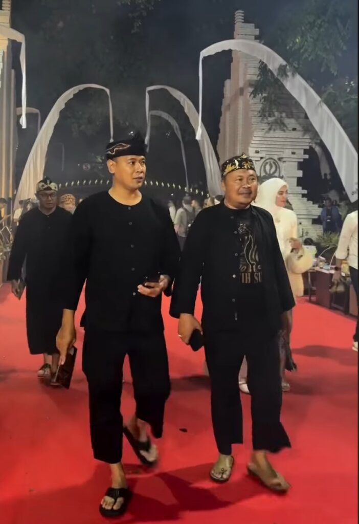Wakili Bupati Karawang, Haji Maslani Hadiri Milangkala Tatar Sunda di Gedung Sate