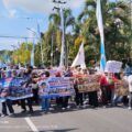 Ribuan Massa Gelar Aksi Damai Di Lamongan ,Dukung Program Presiden Prabowo Untuk Petani,UMKM Dan Makan Bergizi Gratis