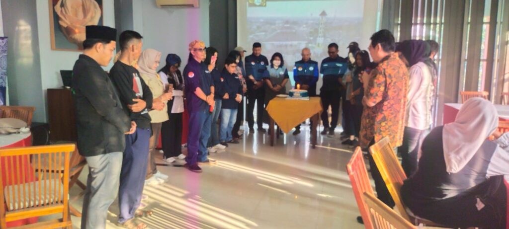 Anniversary Ke-8 TREK, Delapan Tahun Mengabdi Tanpa Batas untuk Masyarakat Karawang