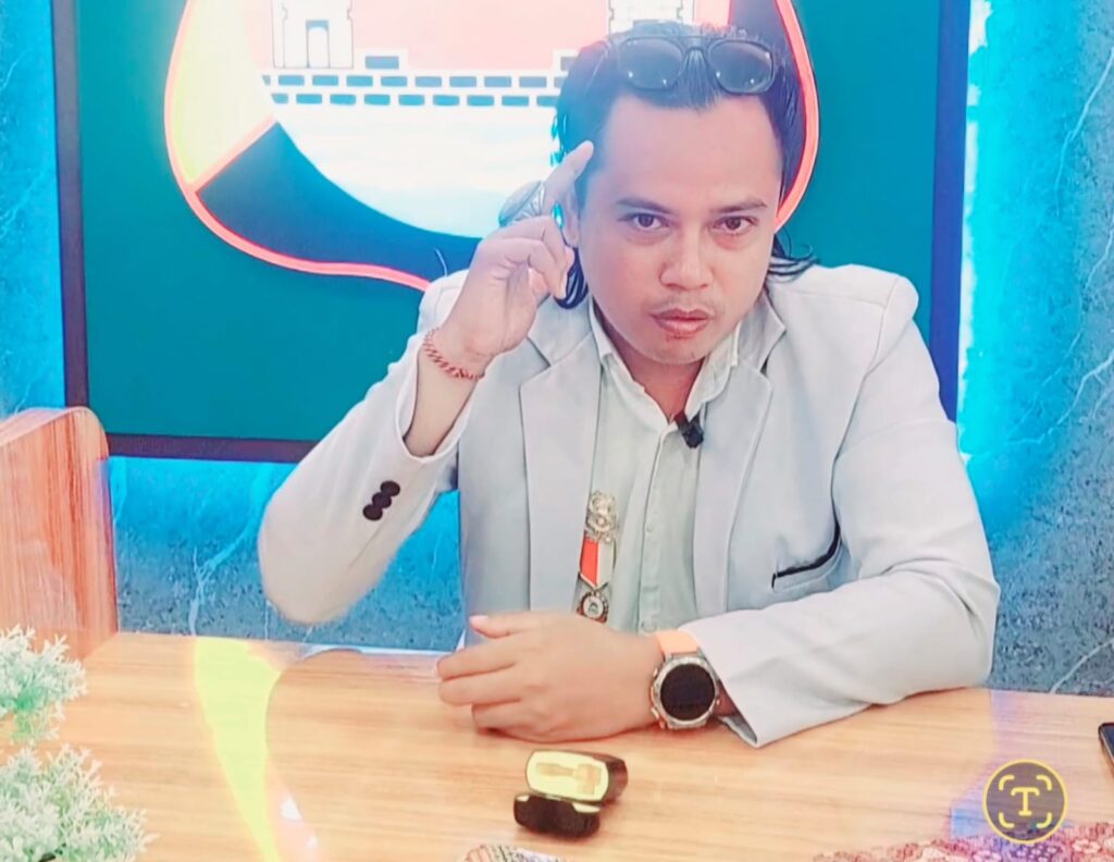 Rangkap Jabatan Kepala Dinkes dan Plt Dirut RSUD Adjidarmo Disorot, King Naga: Jangan Sampai Pengawas Mengawasi Dirinya Sendiri