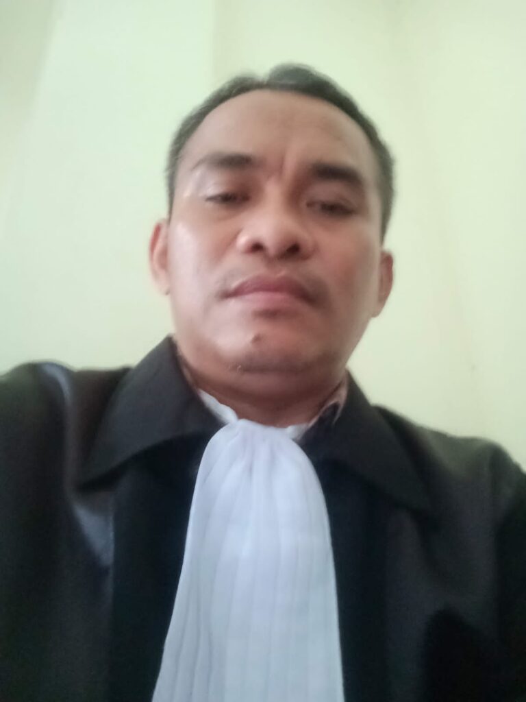 ADVOKAT SLAMET KARDIWAN: PANGLIMA TNI WAJIB CEK DANRAMIL 10/SRAGEN, INI BUKAN HANYA PELANGGARAN HUKUM, TETAPI PENGKHIANATAN TERHADAP KEPERCAYAAN RAKYAT  TIM KUASA HUKUM TEGUH RIYANTO KUTUK KERAS DUGAAN INTIMIDASI DAN KEKERASAN TERHADAP WARGA SIPIL TERKAIT KONFLIK LAHAN PAK OGAH DI SRAGEN.