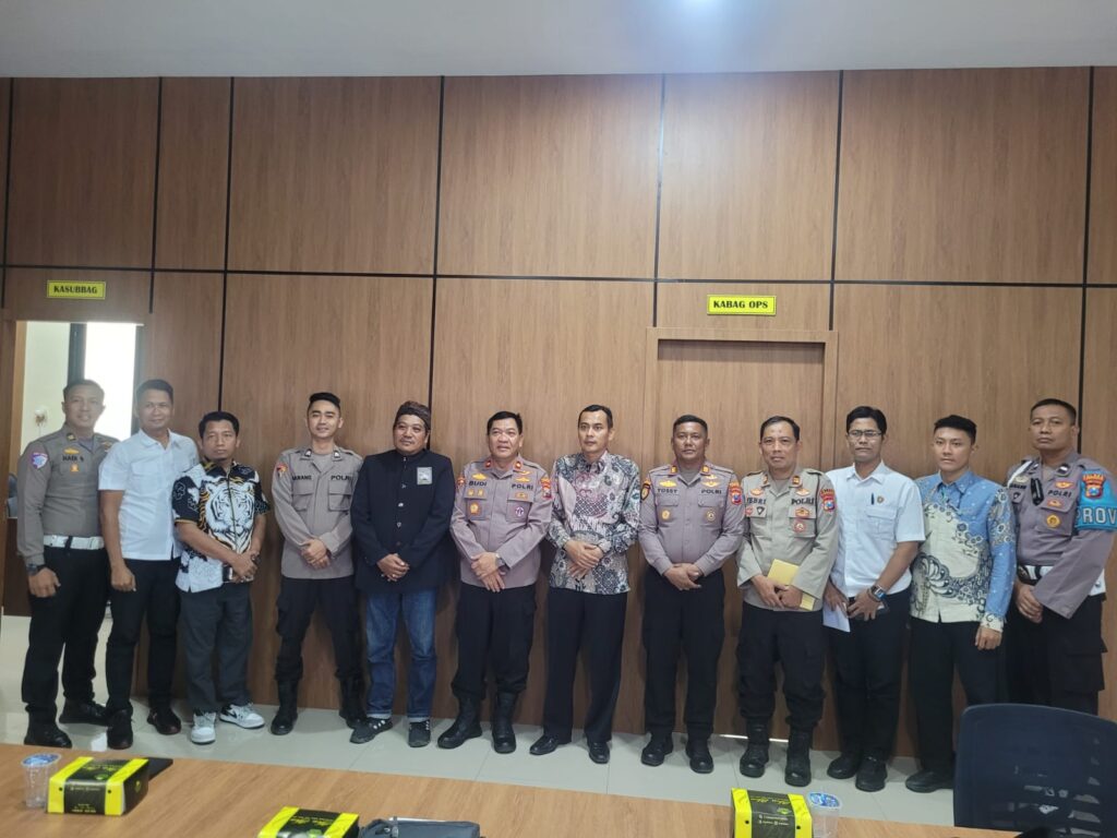 Ketua  PSHT Cabang Lamongan Hadiri Undangan Kapolres Tegaskan Komitmen Jaga Kondusivitas Pengesahan Warga Baru 2026 Dan Bulan Suro