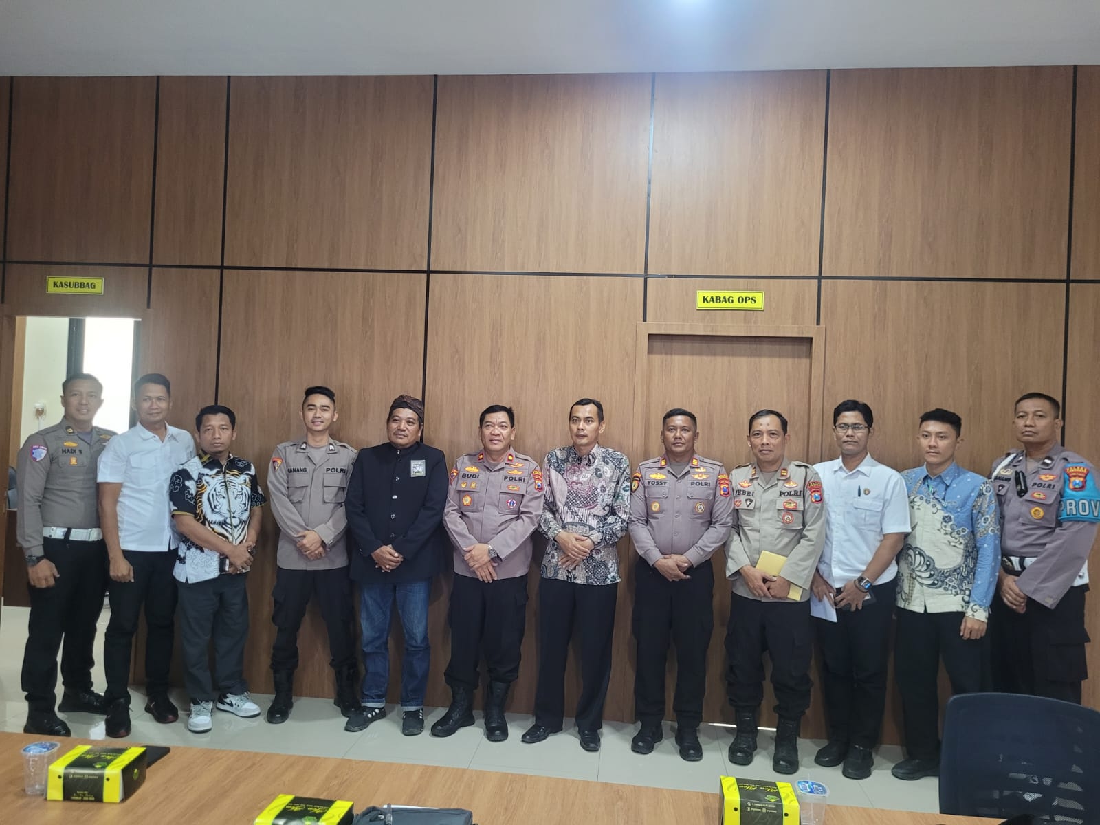 Ketua  PSHT Cabang Lamongan Hadiri Undangan Kapolres Tegaskan Komitmen Jaga Kondusivitas Pengesahan Warga Baru 2026 Dan Bulan Suro