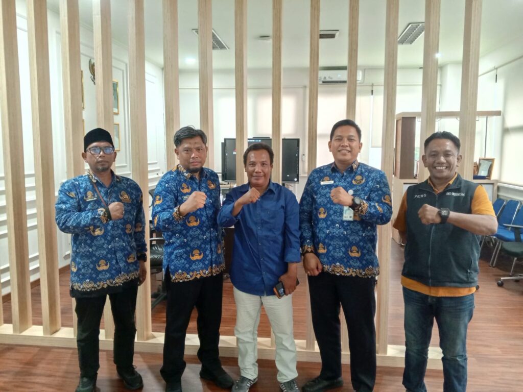 Perkuat Sinergi Pers dan Pemerintah, Ketua DPW IWO Indonesia Provinsi Banten Silaturahmi ke Dinas Kominfo Provinsi Banten