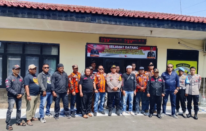 KAPOLSEK BLANAKAN RANGKUL LSM DAN ORMAS LEWAT SILATURAHMI SINERGITAS KAMTIBMAS.