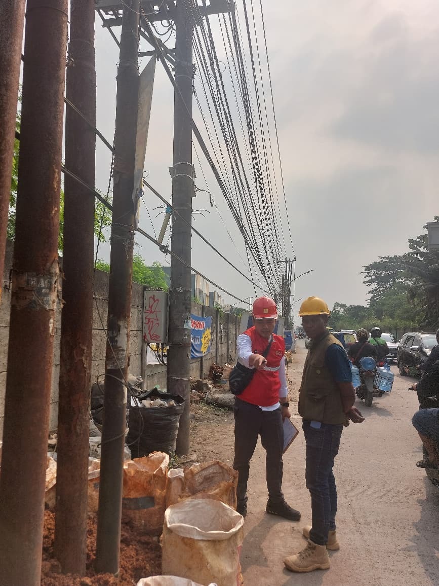 PLN UP3 Serpong Laksanakan Sidak Pengawasan K3 Pekerjaan Galian Kabel SKTM di Legok–Karawaci