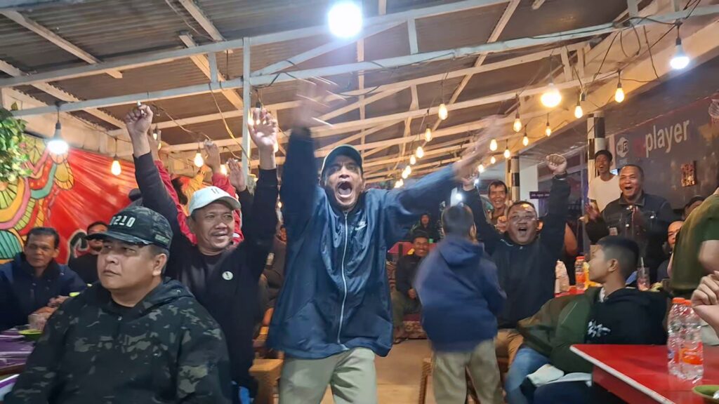 Nobar Bola Gembira Piala Dunia 2026 Jadi Sarana Kodim 0210/TU Perkuat Komunikasi dan Kebersamaan dengan Warga