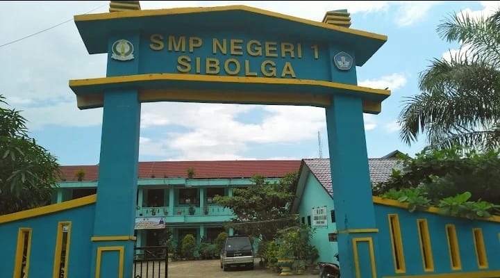Bungkam Saat Dikonfirmasi, Pengelolaan Dana BOS SMP Negeri 1 Sibolga Rp1,14 Miliar Diselimuti Tanda Tanya, Dugaan Laporan Fiktif dan Penyalahgunaan Anggaran Menguat