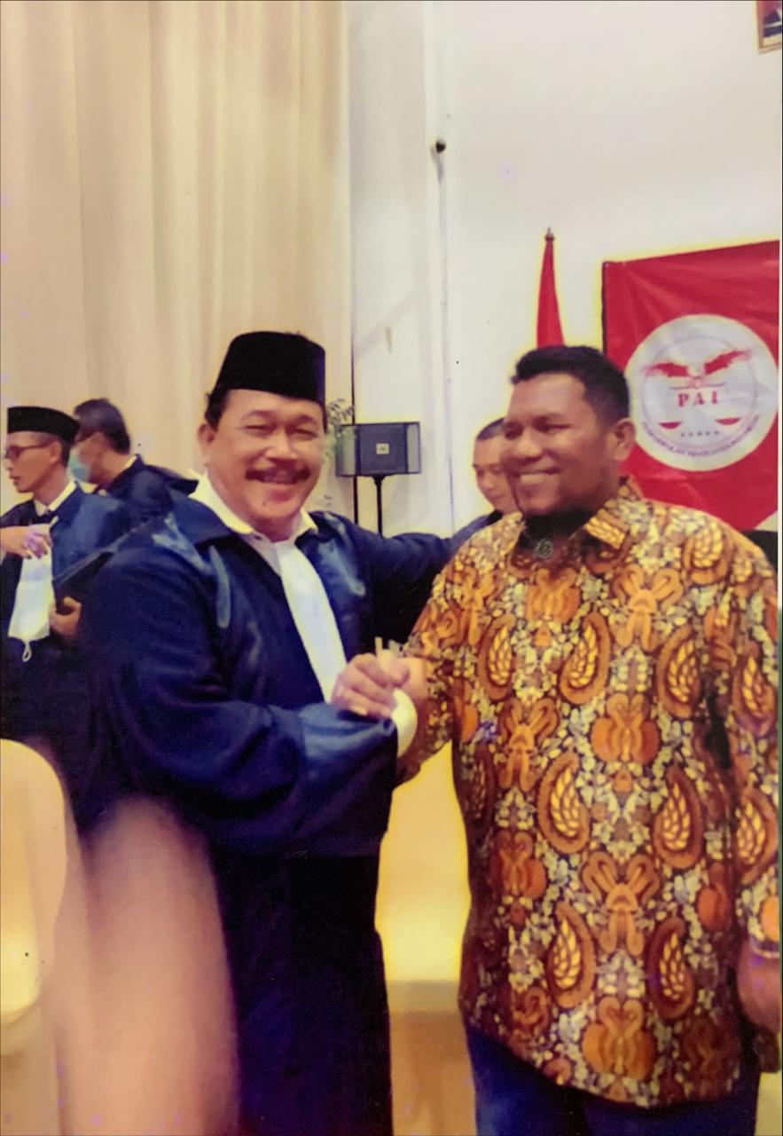 DEWAN PAKAR DPP LSM ELANG MAS PROF SUTAN NASOMAL MEMINTA PRESIDEN RI JANGAN KECEWAKAN RAKYAT “BUBARKAN KPK AKIBAT SAKIT JIWA PARAH”