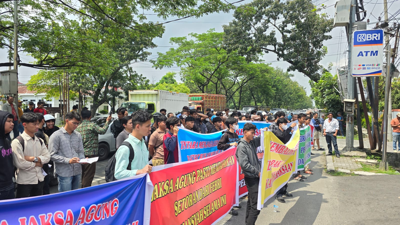 AMPH Sumut : Kejaksaan Mandul Tak Berani Menahan Febri Adriasyah