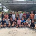 Gotong Royong Bangun Tribun Futsal,Bersama Georn Bangun Negeri,  Pemuda Karaba Tunjukkan Kepedulian terhadap Lingkungan