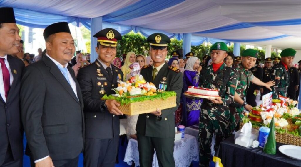 HUT Bhayangkara ke-80 di Karawang Berlangsung Khidmat, Kapolres Tegaskan Komitmen Polri Tingkatkan Pelayanan untuk Masyarakat
